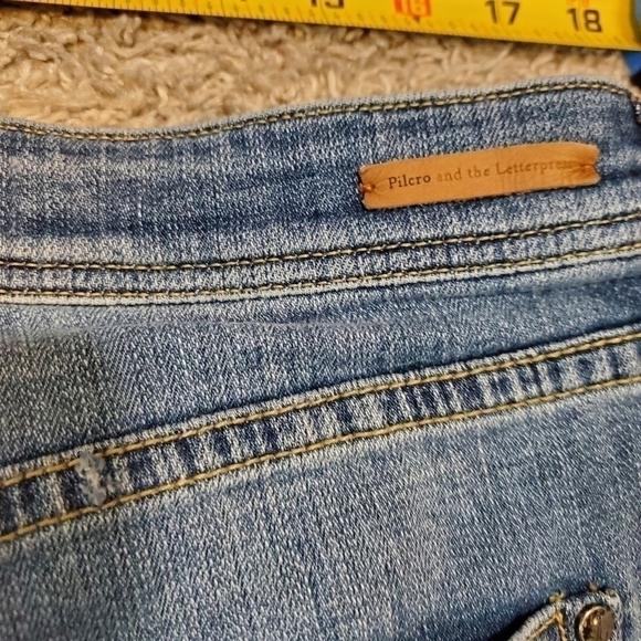 PILCRO and the Letterpress Conservative Jean Shorts - Picture 8 of 11